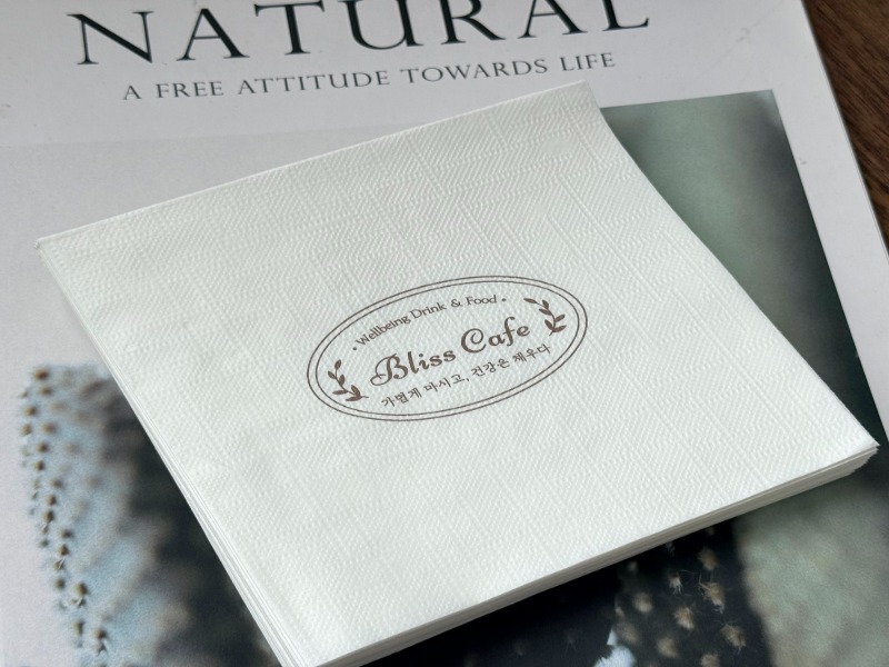 Formas creativas de utilizar servilletas de papel: más allá de la mesa